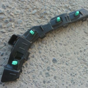 Mensula soporte kia cerato 5 hatchback 2014 2018 trasera copiloto