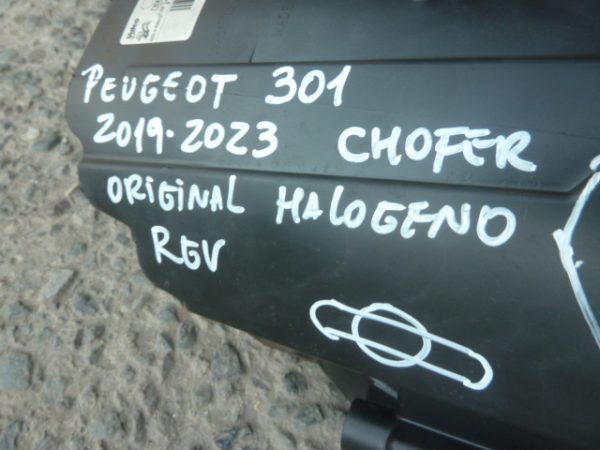 optico peugeot 301 2019 2021 2023  chofer daños - Imagen 3