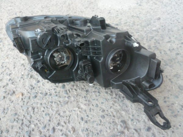optico peugeot 301 2019 2021 2023  chofer daños - Imagen 4