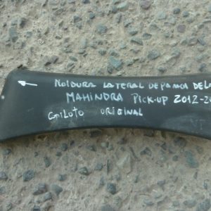 Moldura mahinda pick up 12-16 de parachoque delant copiloto