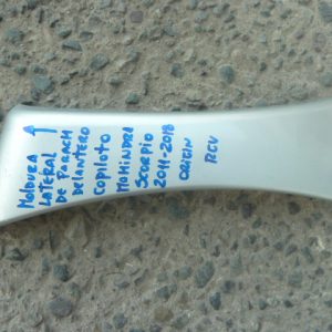 Moldura mahindra scorpio 2011 2018 de parachoq delant copiloto