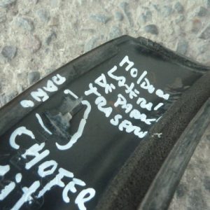 Moldura outlander 2015 2022 parachoque trasero chofer daños