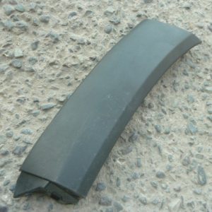 Moldura 4runner sr5 2011 2013 parachoque trasero copiloto daños