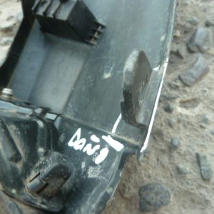 Moldura 4runner sr5 2011 2013 parachoque trasero copiloto daños