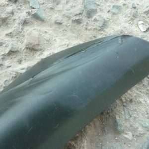 Moldura pathfinder 1996 1998 de parachoq delantera chofer daños