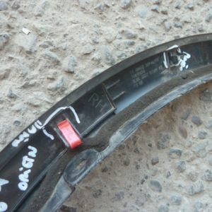 Moldura outlander 2015 2022 lateral parachoque del copiloto daños