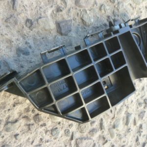 Mensula soporte suzuki ertiga 2015 2017 2019 delantera copiloto