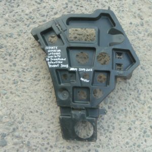 mensula soporte peugeot 3008 2009 2012 del infer lateral copiloto