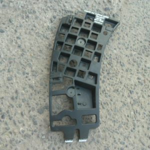 mensula soporte peugeot 3008 2015 2016 delant inf lateral chofer