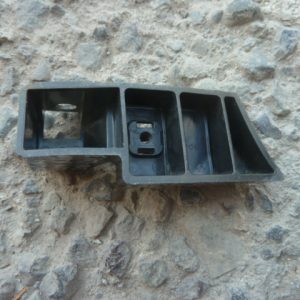 mensula soporte suzuki alto k10 2010 2013 trasera copiloto