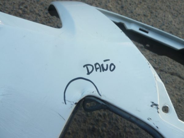parachoque nissan versa n18 2016 2019 delantero original daños - Imagen 4