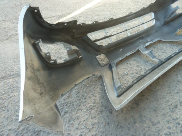 parachoque nissan versa n18 2016 2019 delantero original daños - Imagen 9