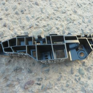 mensula soporte suzuki ciaz 2017 2020 delantera copiloto