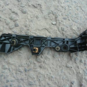 Mensula Soporte mazda 3 hatchback sport 2010 2013 trasera chofer