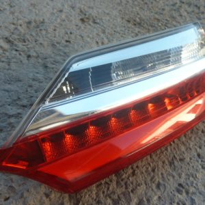 foco corolla 2019 2020 halog/leds de maleta copiloto detallito