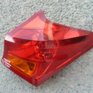 Foco toyota auris 2014 2016 original trasero copiloto detallito