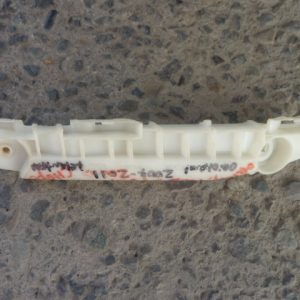 Mensula Soporte yaris sport 2007 2011 delantera copiloto daños