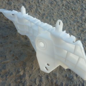 Mensula soporte chevrolet traacker 2018 2022 delantera chofer