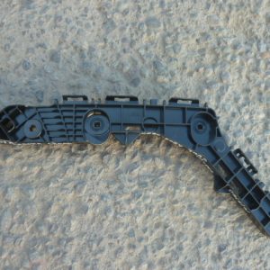 Mensula soporte corolla cross 2020 2024 trasera chofer