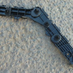 Mensula soporte corolla cross 2020 2024 trasera chofer