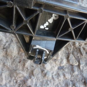 Mensula Soporte mazda 3 hatchback sport 2010 2013 trasera chofer dañada F/Ref