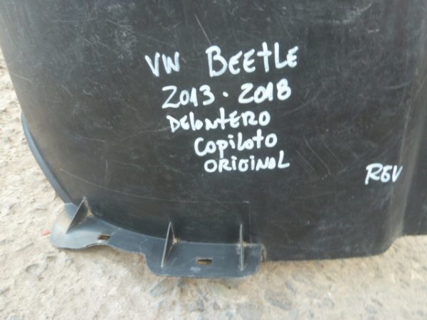 Guardafango volkswagen beetle 2013 2018 delant copiloto dañado - Imagen 2