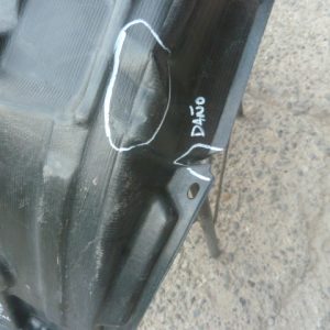 Guardafango lexus is250 2011 2013 delantero copiloto dañado