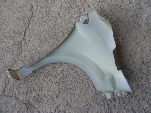 tapabarro kia morning 2019 2020 2023 chofer abollado - Imagen 4