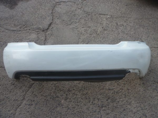 parachoque subaru legacy sedan 2005 2006 trasero - daños