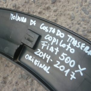 moldura fiat 500x 2014 2017 costado trasero copiloto buena
