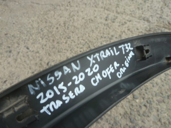 moldura nissan xtrail t32 2015 2020 trasera chofer - Imagen 4