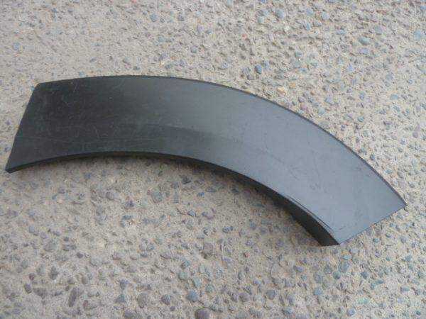moldura paso rueda mazda cx30 2019 2023 costado trasero chofer