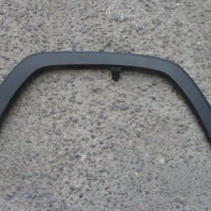 moldura paso rueda toyota rav4 2021 2024 del copiloto daños