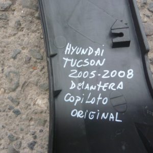 moldura paso rueda hyundai tucson 2005 2008 del copiloto