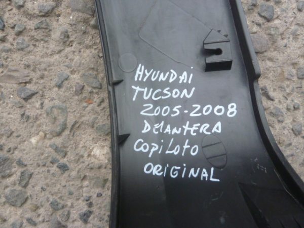 moldura paso rueda hyundai tucson 2005 2008 del copiloto - Imagen 2