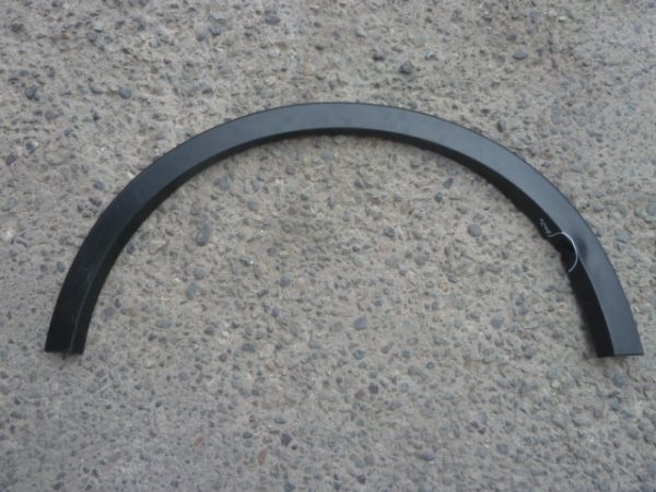 moldura paso rueda gac gs3 2021 2024 delantera chofer  daños