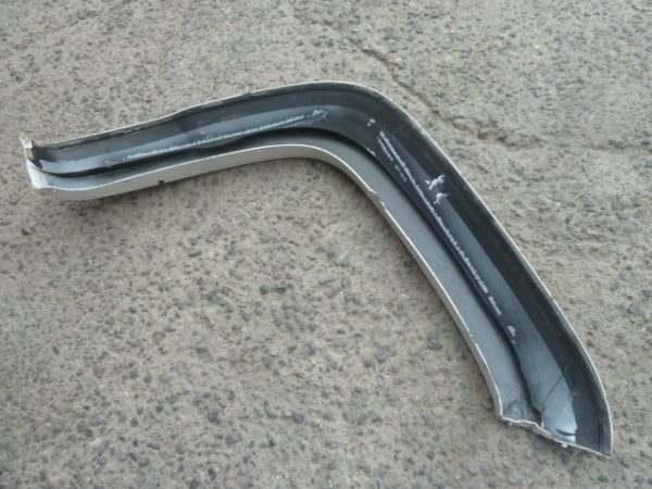 moldura paso rueda amarok 2013 2020 delantera chofer  daños - Imagen 5