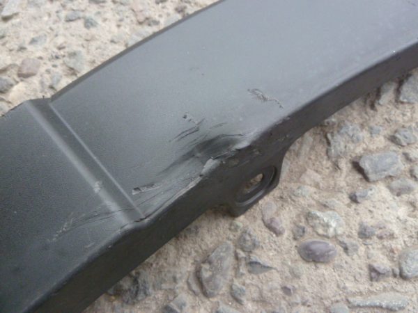 moldura paso de rueda mazda cx9 2017 2022 delant chofer daños - Imagen 2