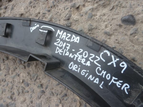 moldura paso de rueda mazda cx9 2017 2022 delant chofer daños - Imagen 4