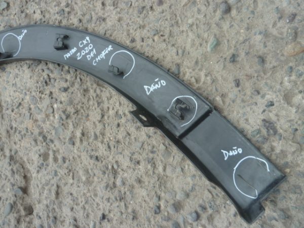 moldura paso de rueda mazda cx9 2017 2022 delant chofer daños - Imagen 7
