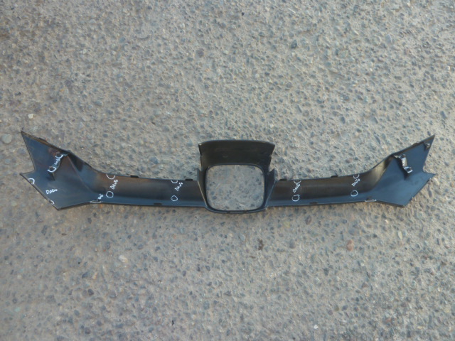 moldura central de mascara honda crv 2016 2017 daños - Imagen 7