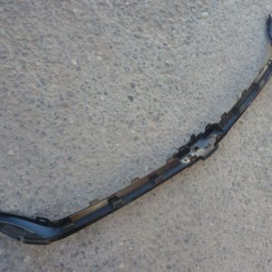 moldura inferior de mascara chevrolet onix 2021 2023