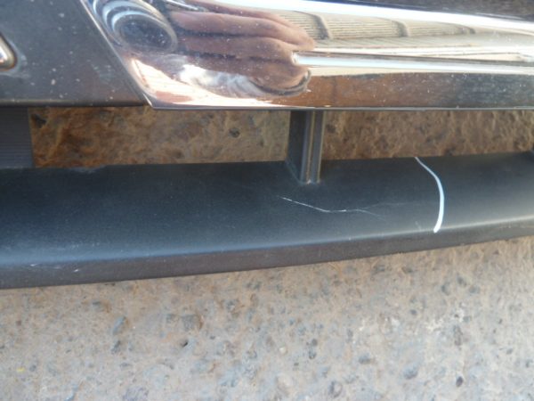 mascara  mitsubishi montero 2009 2010 daños - dañada - Imagen 9