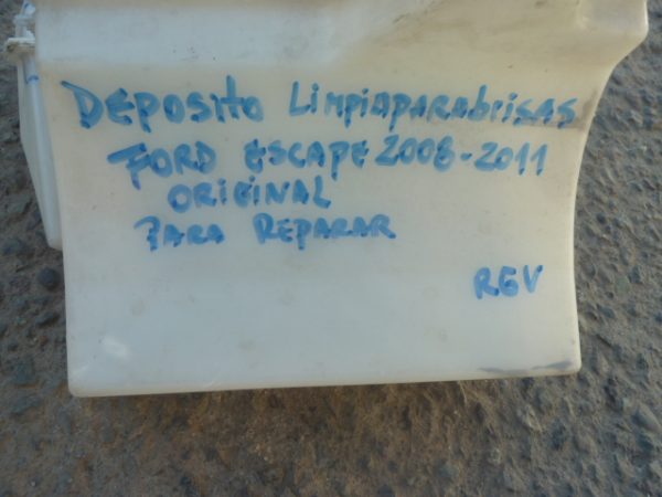 deposito limpiaparabrisa ford ecape 2008 2009 2011 dañado - Imagen 3