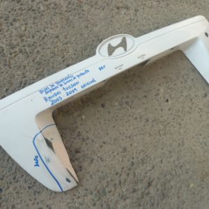 moldura portalon hyundai tucson 2005 2009 soporte luces patente daños
