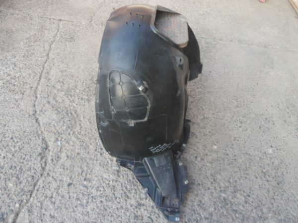 Guardafango volkswagen beetle 2013 - 2018 del copiloto dañado - Imagen 4