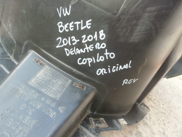 Guardafango volkswagen beetle 2013 - 2018 del copiloto dañado - Imagen 5