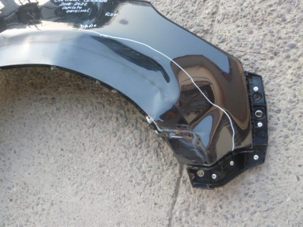tapabarro chevrolet colorado 2018 2019 2020 2022 copiloto daños - Imagen 5
