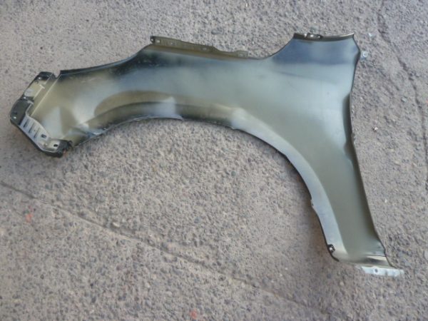 tapabarro chevrolet colorado 2018 2019 2020 2022 copiloto daños - Imagen 3