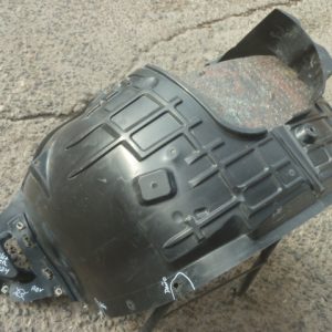 Guardafango tracker 2021 2024 delantero chofer dañado